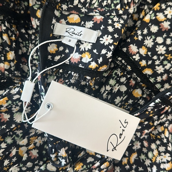 Rails NWT Filomena in Black Mini Floral - Size Small - Picture 8 of 14